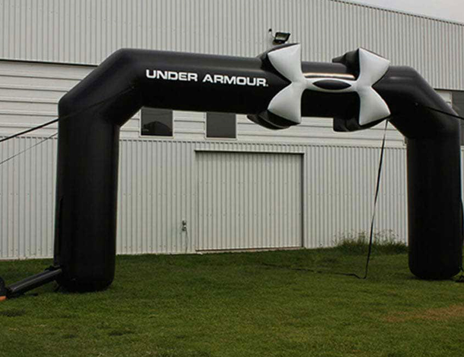 Custom inflatable arches